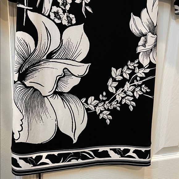 White House Black Market Black & White Floral Dress Size XS - Picture 4 of 6